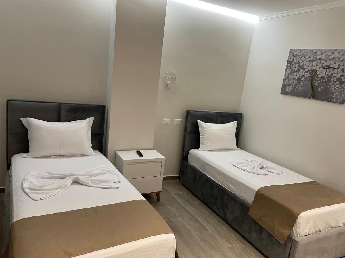 Adria Hotel Golem  Ngoại thất bức ảnh